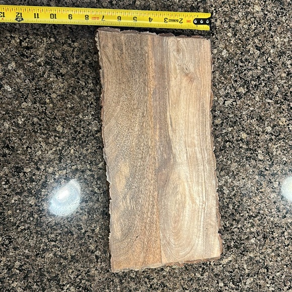 🏠 Raw Edge Wooden Stand/Display - Picture 5 of 5